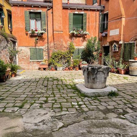 Blusuite Appartamento Benátky Exteriér fotografie